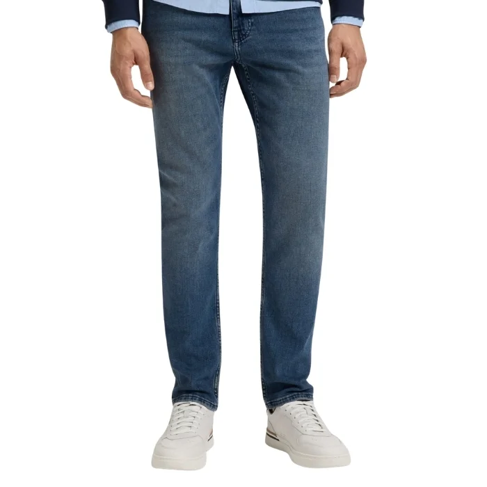 BOSS JEANS