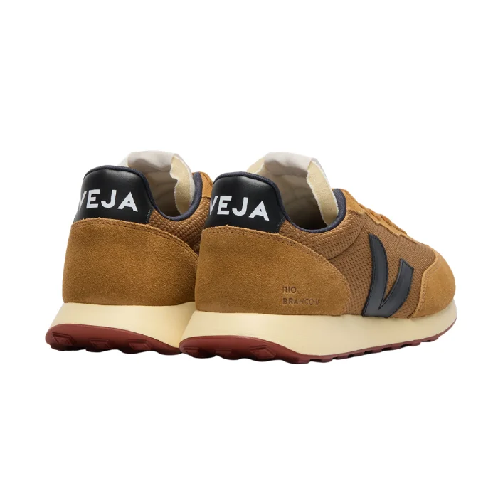 VEJA TÊNIS RO1820821A