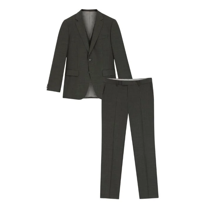BOSS TRAJE