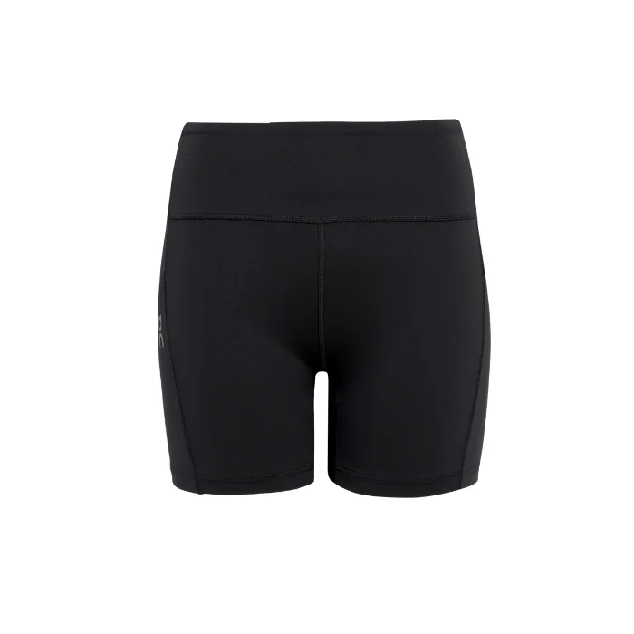 ON SHORT TIGHTS